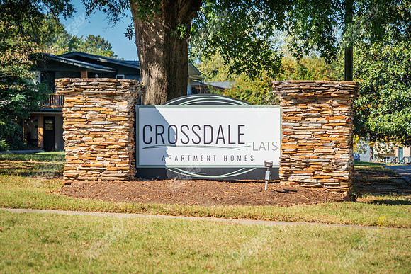 2105-bogarde-ext2828