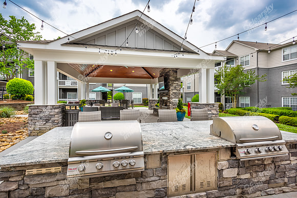 240-ivy-meadow-ext0562