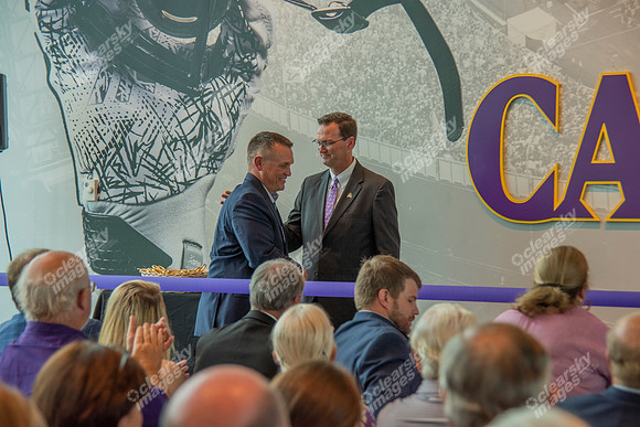 ribbon-cutting-int-2914