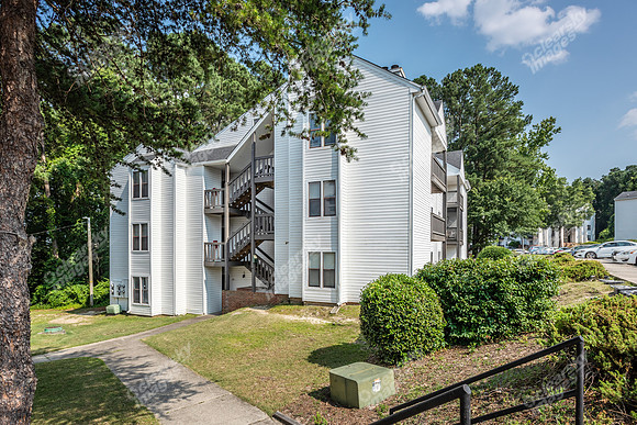103-weatherstone-hampton-ext1337