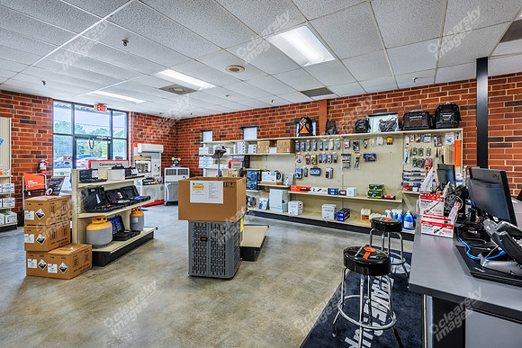 3101-s-elm-eugene-int3970