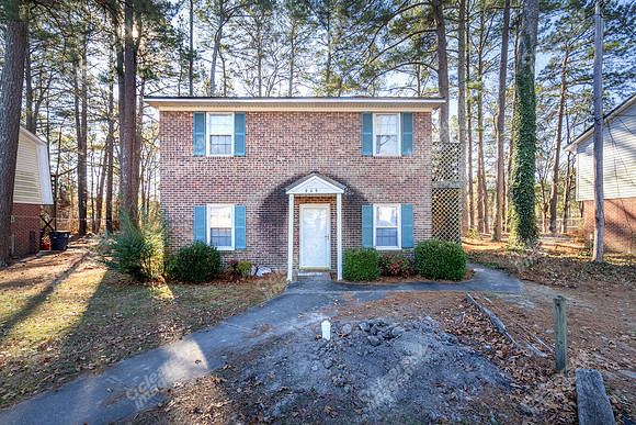 909-planters-ext006