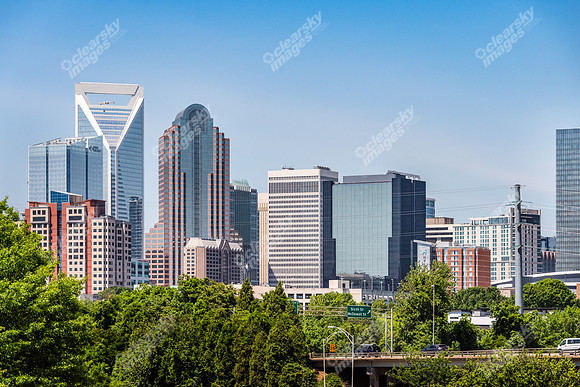301-s-tryon-ext4020