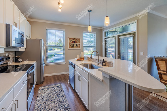 11-parkland-int2385