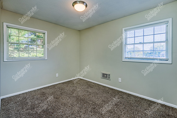 807-college-int7121