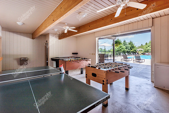 1288-country-club-ext8674