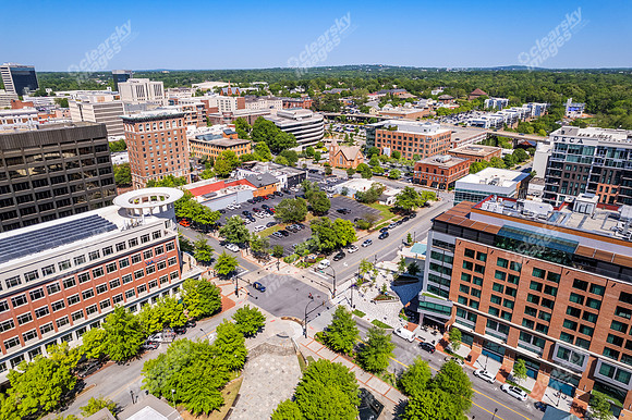 main-at-broad-drn0199
