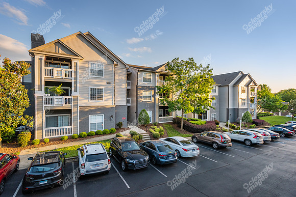 240-ivy-meadow-ext1248