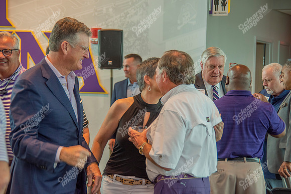 ribbon-cutting-int-2969