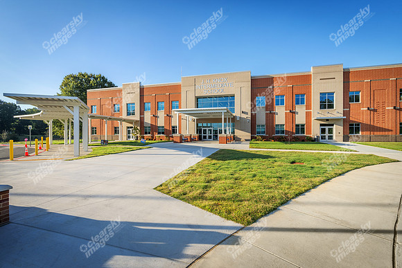 1645-w-park-ext1646
