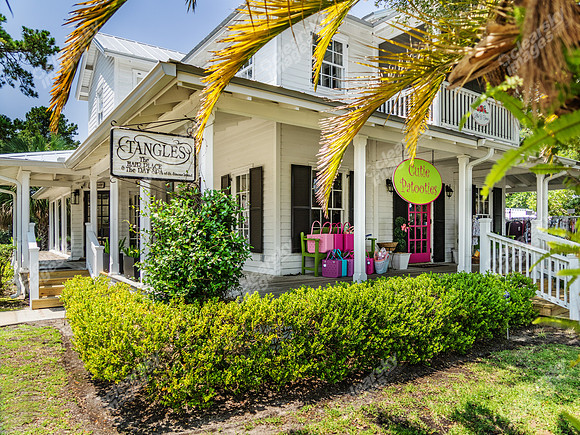 310-redfern-ext08279