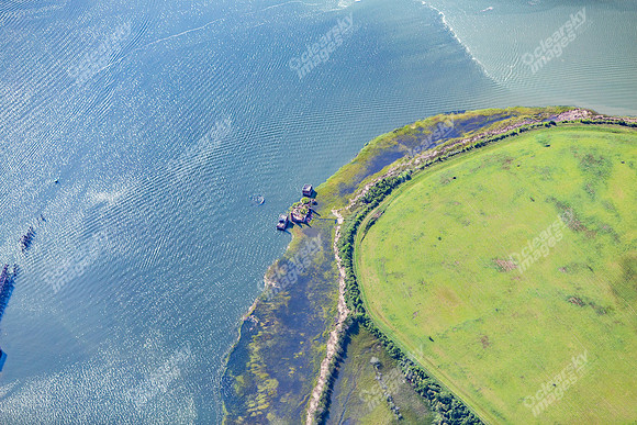 laurel-island-air7043