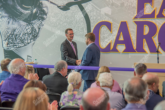 ribbon-cutting-int-2889
