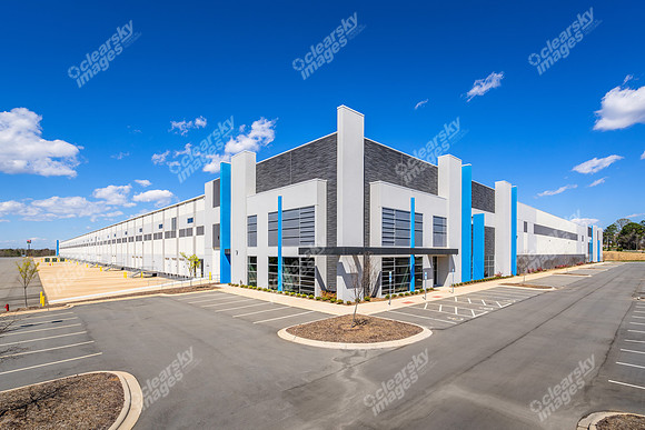 5700-royce-ext5183