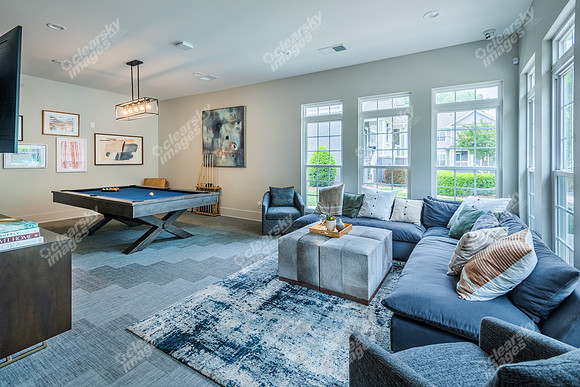 240-ivy-meadow-int1126