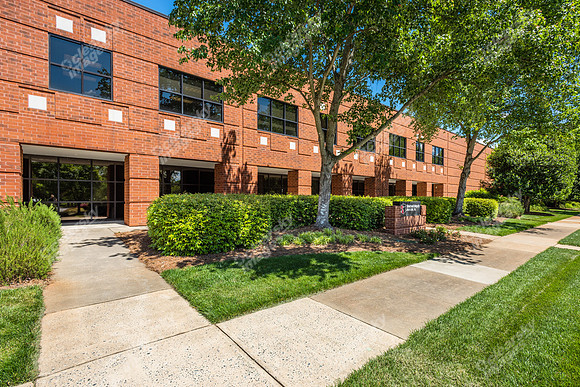 11515-vanstory-ext2923