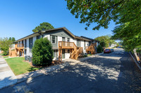 2105-bogarde-ext2666