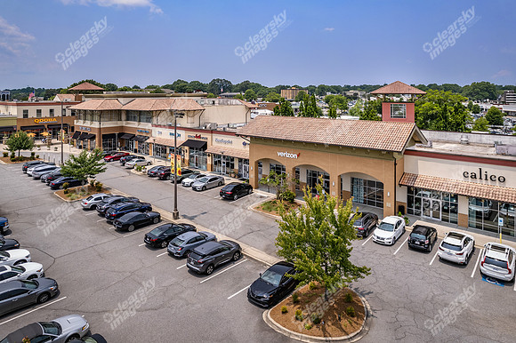 1600-e-woodlawn-drn0132