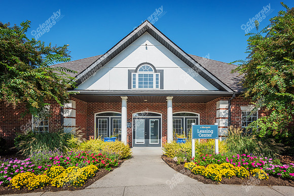 1801-willow-ext0030