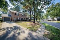 1398-s-university-ext2623