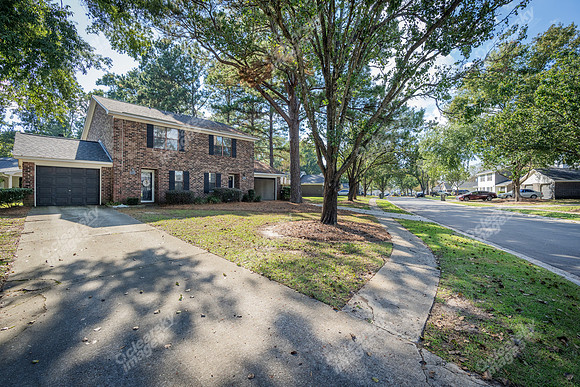 1398-s-university-ext2623
