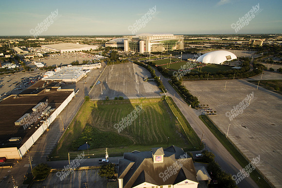 shops-3-corners-drone-0024