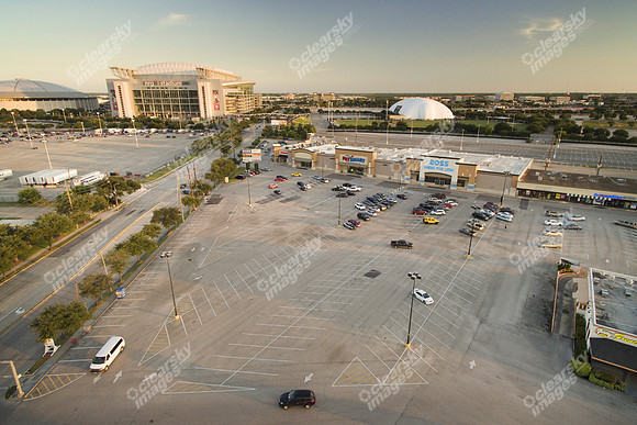 shops-3-corners-drone-0038