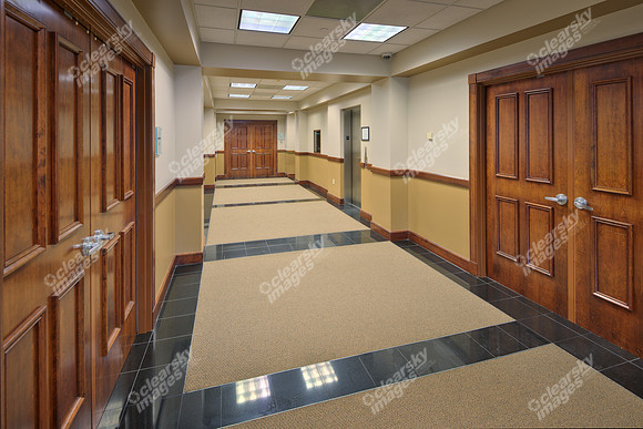 5016-parkway-plaza-lobby-VI-01