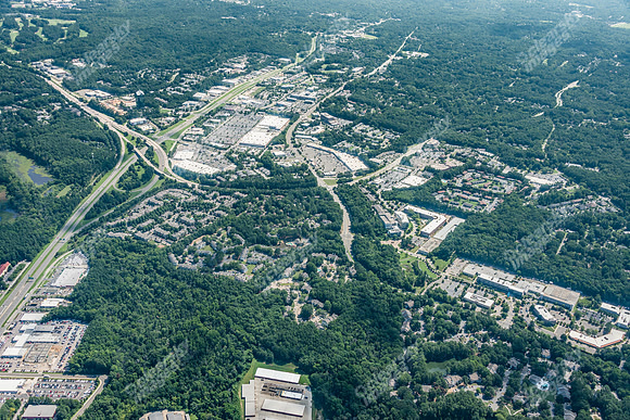 4600-university-air5169