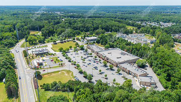 831-auburn-drn2060