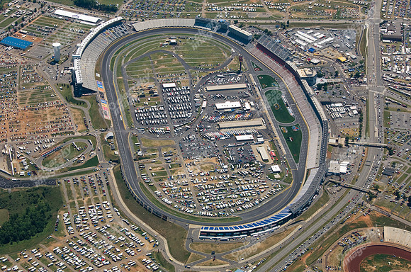 lowes-motor-speedway-375
