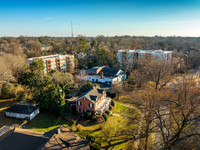 511-queens-drn-0559