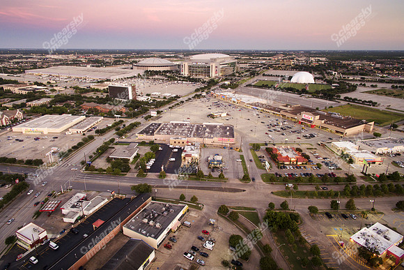 shops-3-corners-drone-0054
