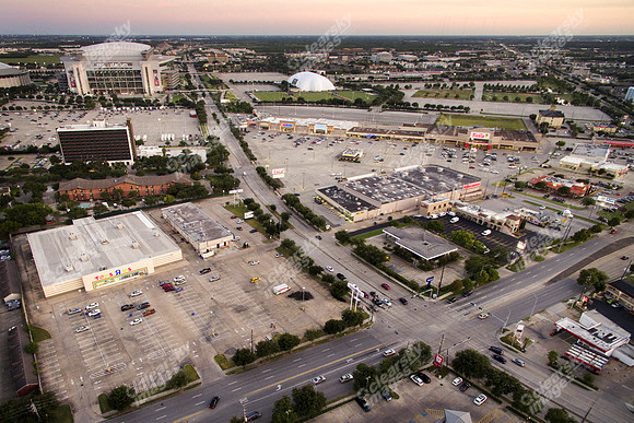 shops-3-corners-drone-0046
