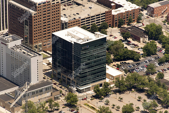 052416-charter-square-air-3515