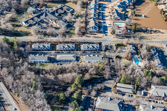 405-thomas-air1035