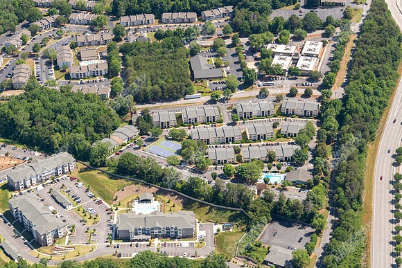ivy-lakeside-air-8943