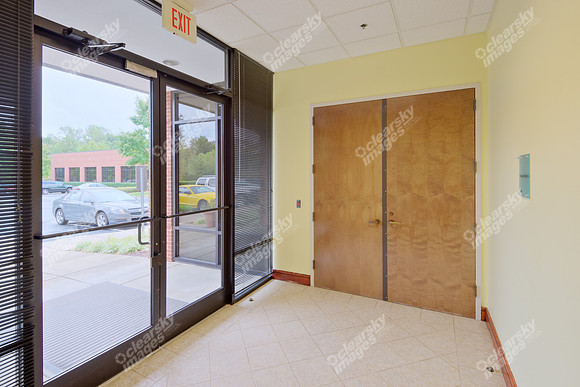 5265-parkway-plaza-interior-XI-03