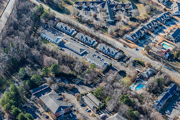 405-thomas-air1037
