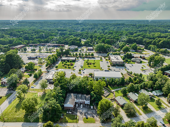 1400-eastchester-drn0653