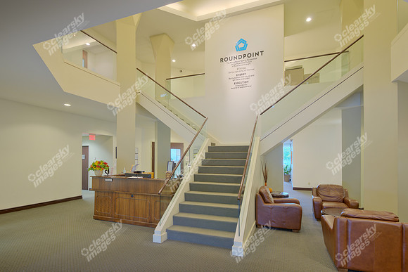 5032-parkway-plaza-lobby-VIII-02