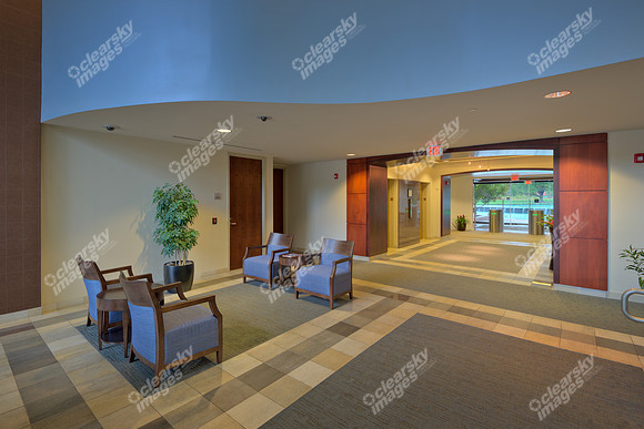 4828-parkway-plaza-lobby-II-02