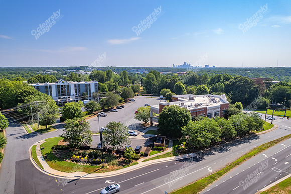2908-oak-lake-drn0291