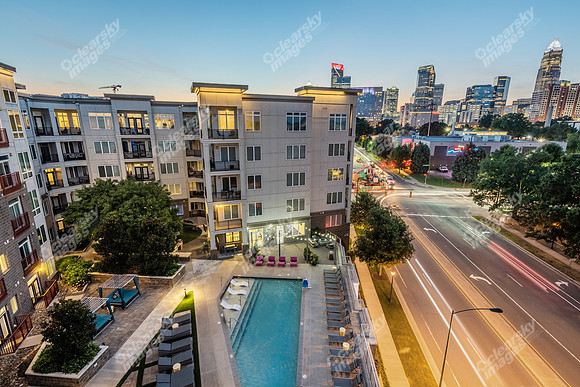 900-e-brooklyn-twi8641