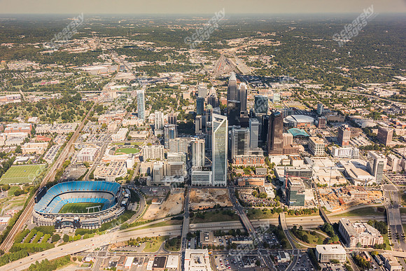 clt-cbd-uptown-101916-7038