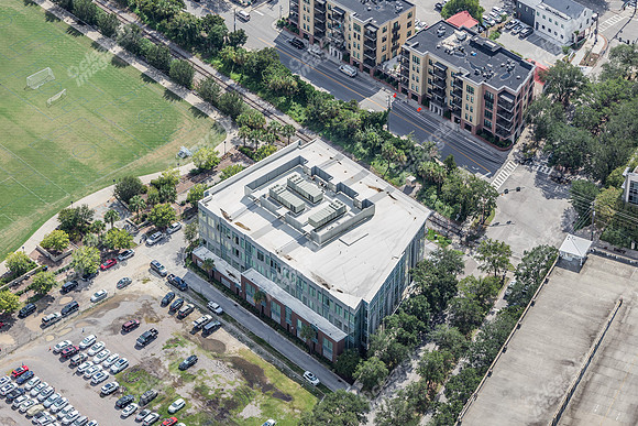 25-calhoun-air6361
