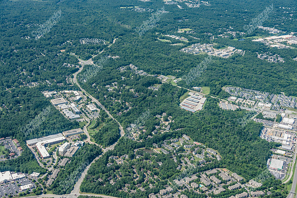 4600-university-air5186