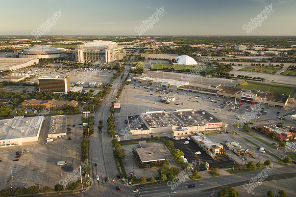 shops-3-corners-drone-0031