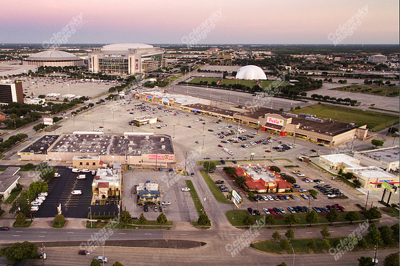 shops-3-corners-drone-0052