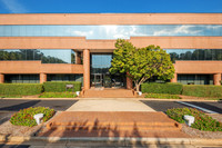 4828-parkway-plaza-II-05